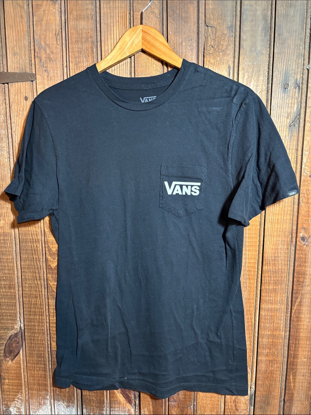 Vans Slim Fit Men’s Black Pocket T-Shirt